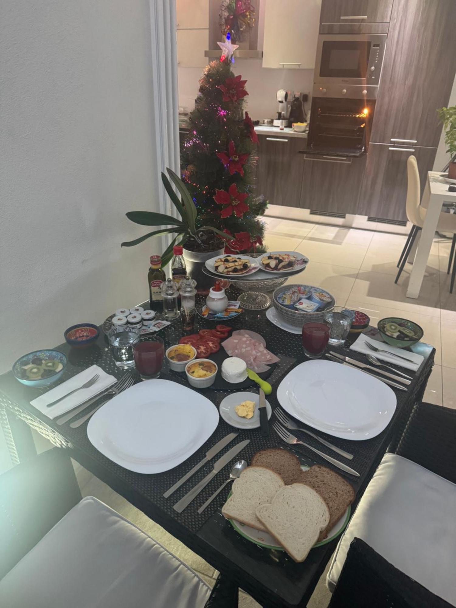 Escape To St Julians Bed and Breakfast Saint Julian's Eksteriør billede